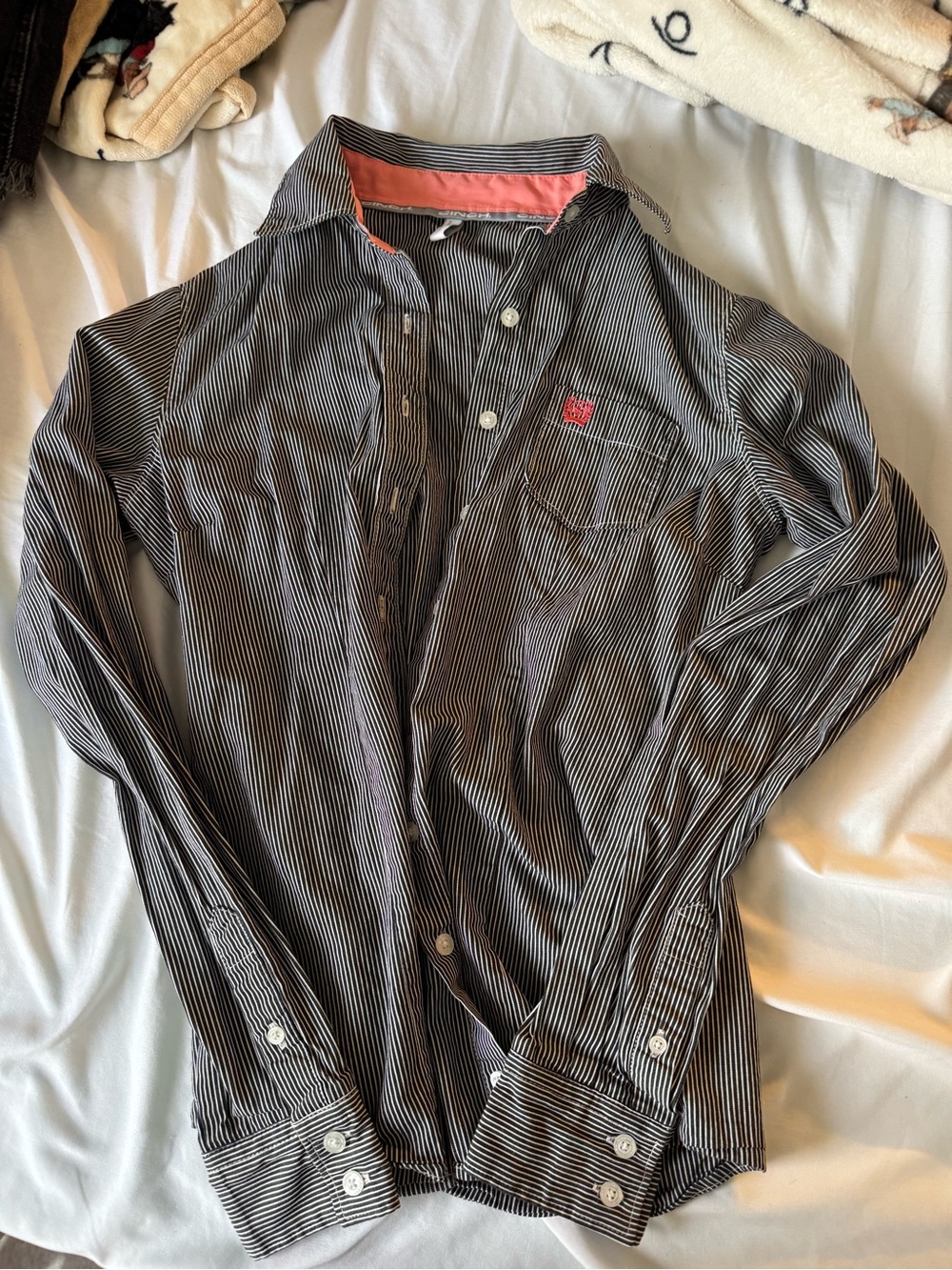 Woman’s Cinch Button Down